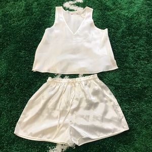 NWT VTG Victoria’s Secret PJ Set from 1996 - White